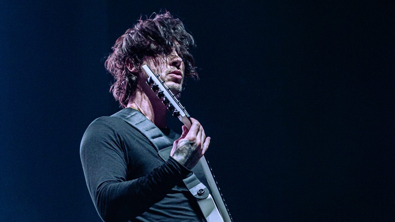 Alex Gaskarth, vocalista y guitarra rítmica de ALL TIME LOW